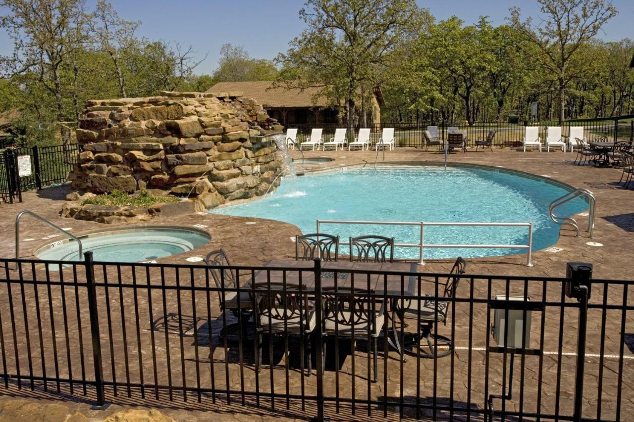 Postoak Lodge And Retreat Tulsa Chambre photo
